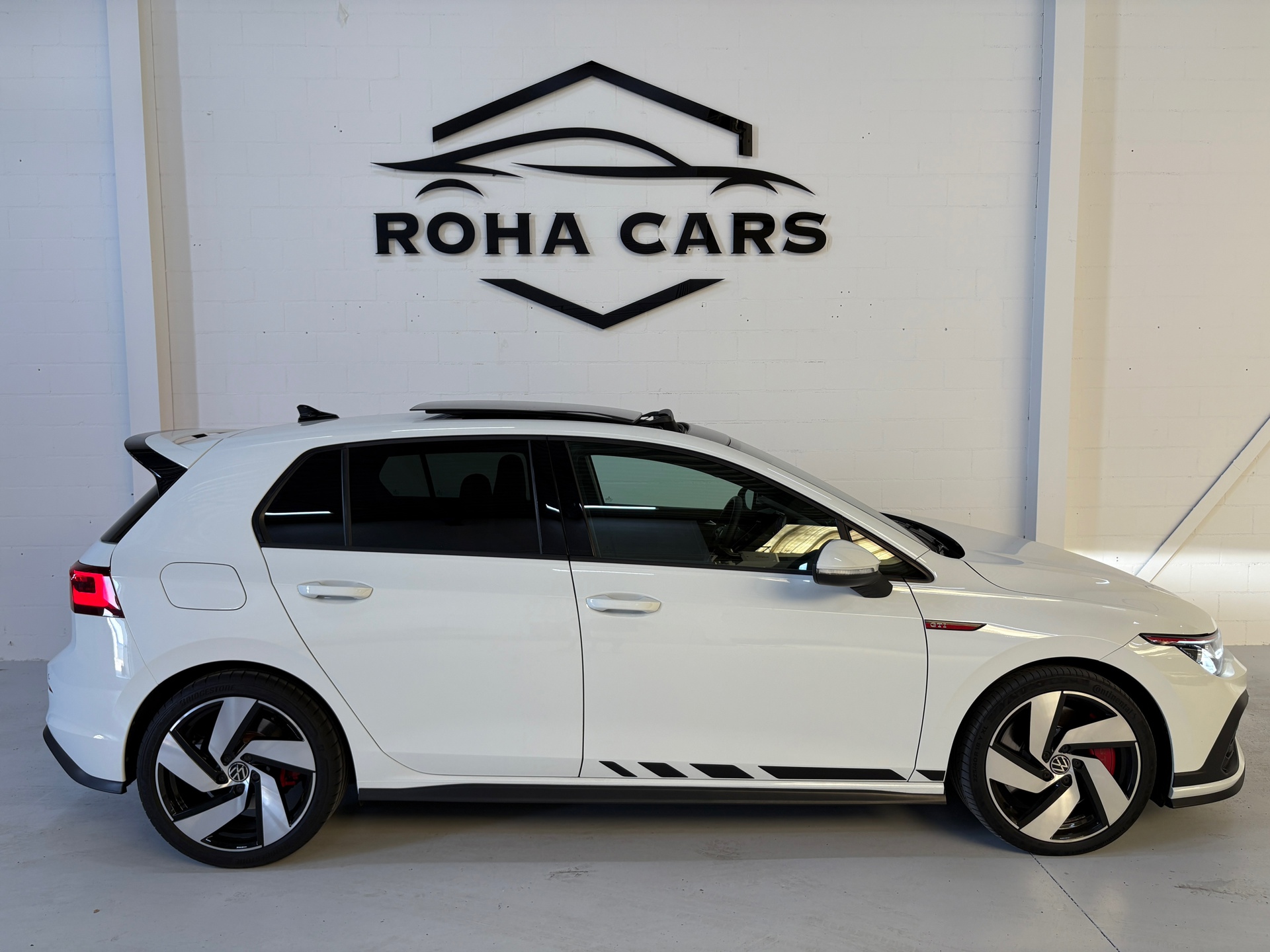 Volkswagen GOLF 2.0 TSI GTI CLUBSPORT 300pk panorama 4