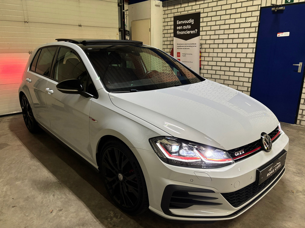 Volkswagen Golf 2.0 TSI GTI Performance 3