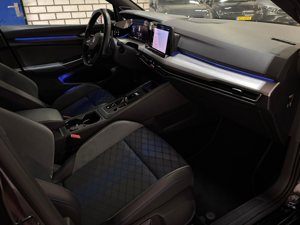 Volkswagen Golf 2.0 TSI R 4Motion Performance AKRA, PANO 17