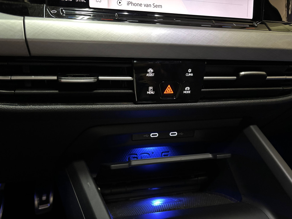 Volkswagen Golf 2.0 TSI R 4Motion Performance AKRA, PANO 24