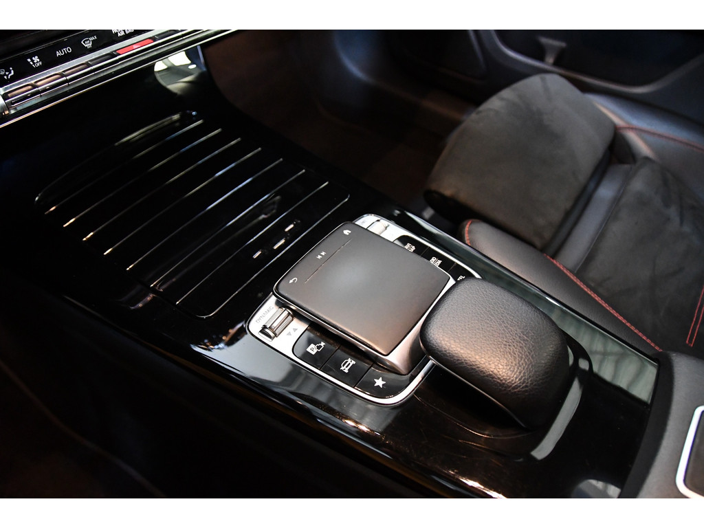 Mercedes-Benz A-klasse 250 AMG Line sfeer, pano 20