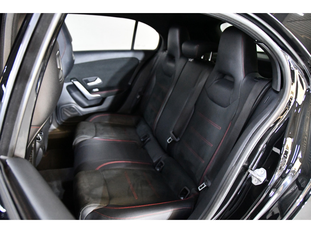 Mercedes-Benz A-klasse 250 AMG Line sfeer, pano 5