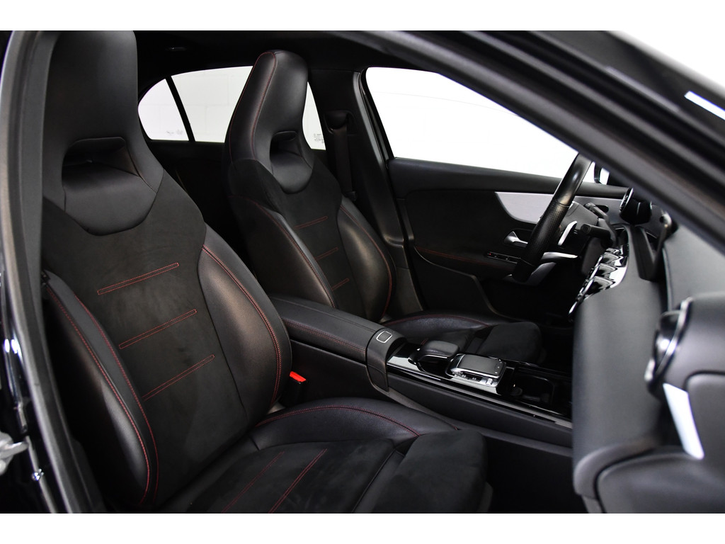 Mercedes-Benz A-klasse 250 AMG Line sfeer, pano 8