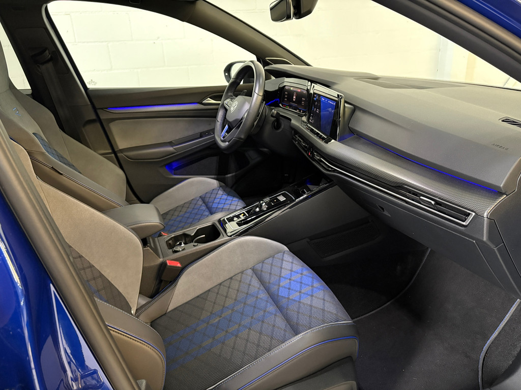 Volkswagen Golf 2.0 TSI R 4Motion Akra Performance 10