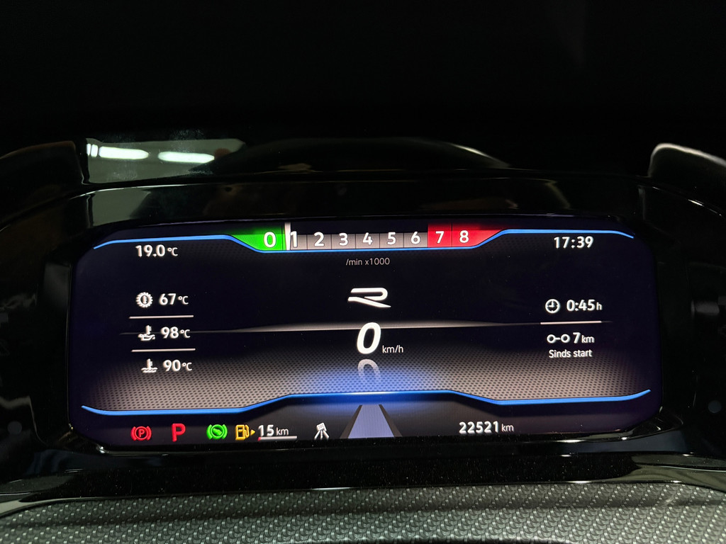Volkswagen Golf 2.0 TSI R 4Motion Akra Performance 16