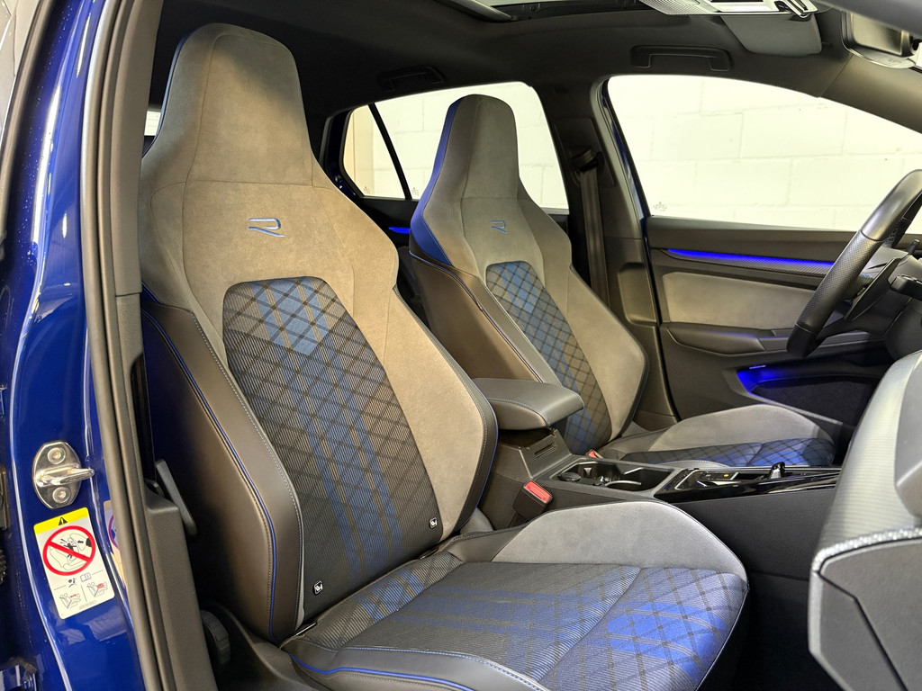 Volkswagen Golf 2.0 TSI R 4Motion Akra Performance 9