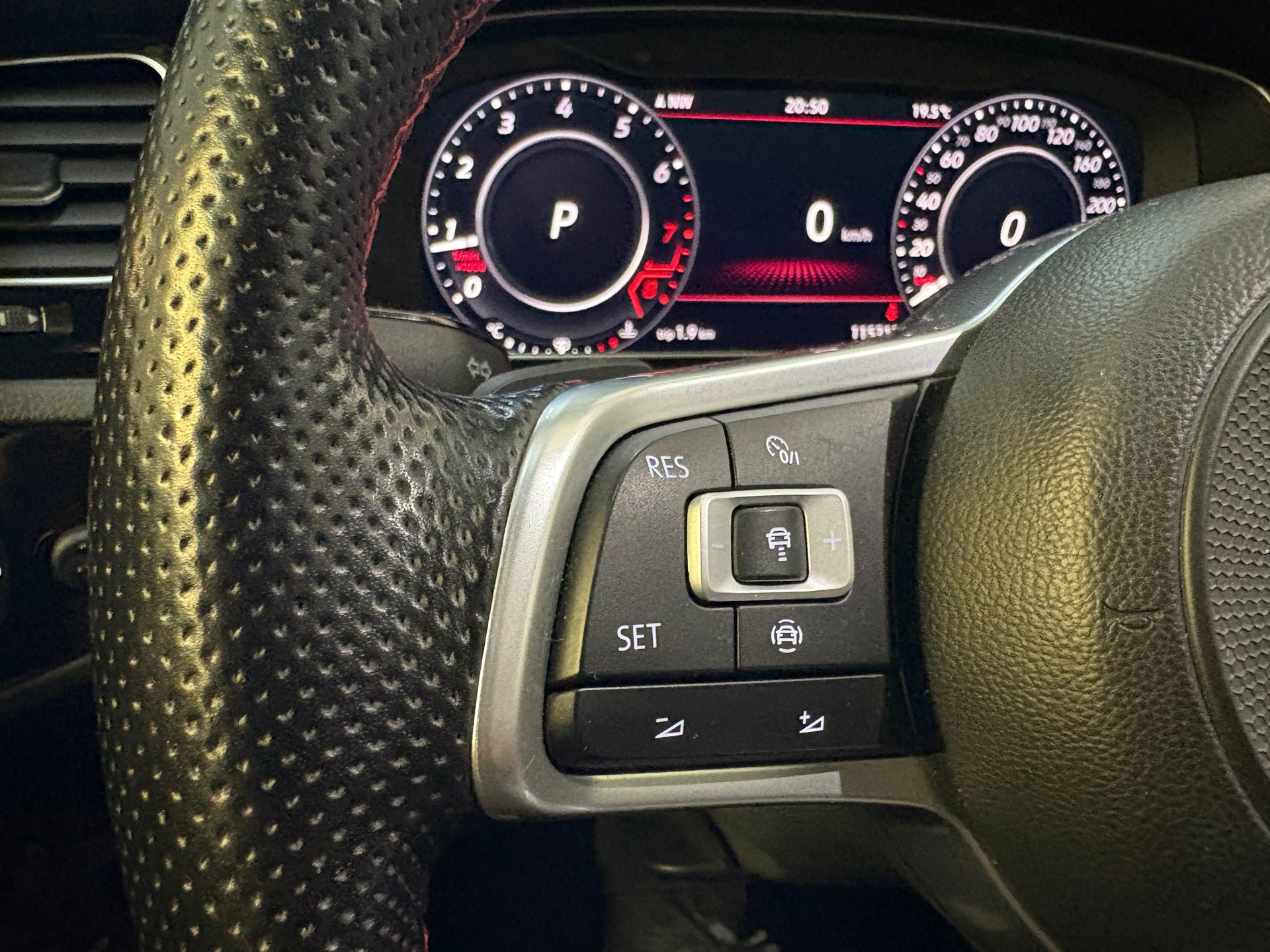 Volkswagen Golf 2.0 TSI GTI TCR/PANO/Keyless/Cam/Sfeerverlichting 12