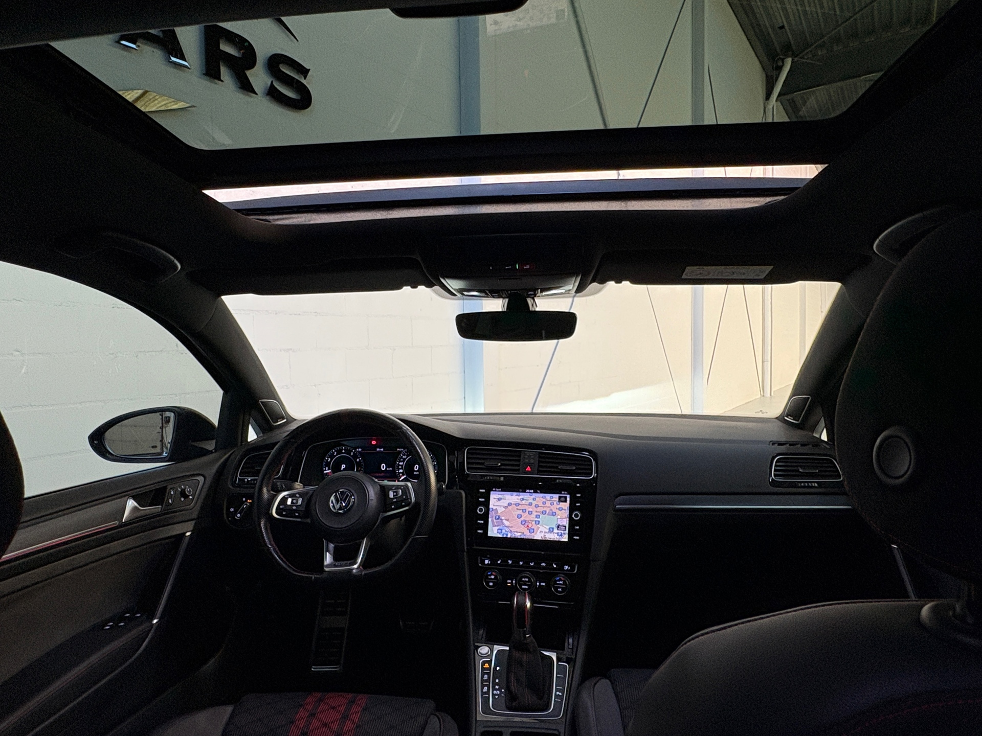 Volkswagen Golf 2.0 TSI GTI TCR/PANO/Keyless/Cam/Sfeerverlichting 15