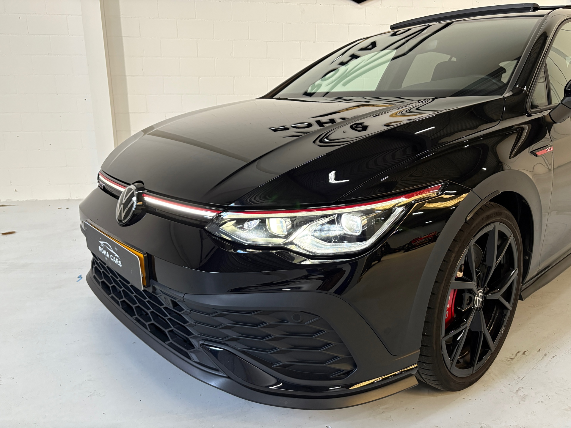 Volkswagen GOLF 2.0 TSI GTI CLUBSPORT 300pk panorama 3