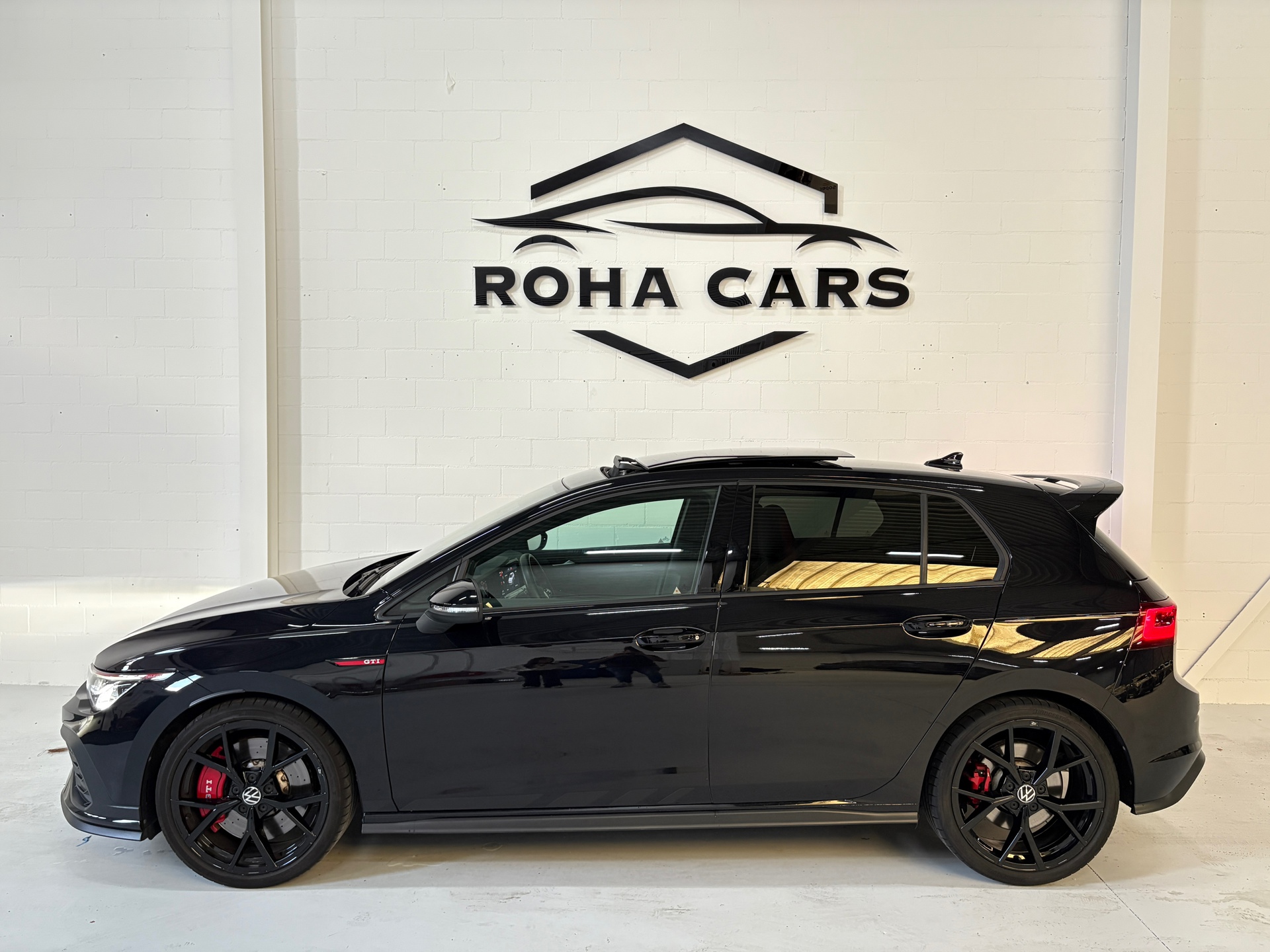Volkswagen GOLF 2.0 TSI GTI CLUBSPORT 300pk panorama 4