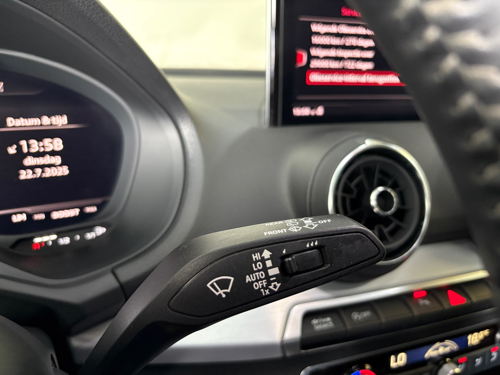 Audi Q2 2.0 TFSI SQ2 Pro Line Plus 27