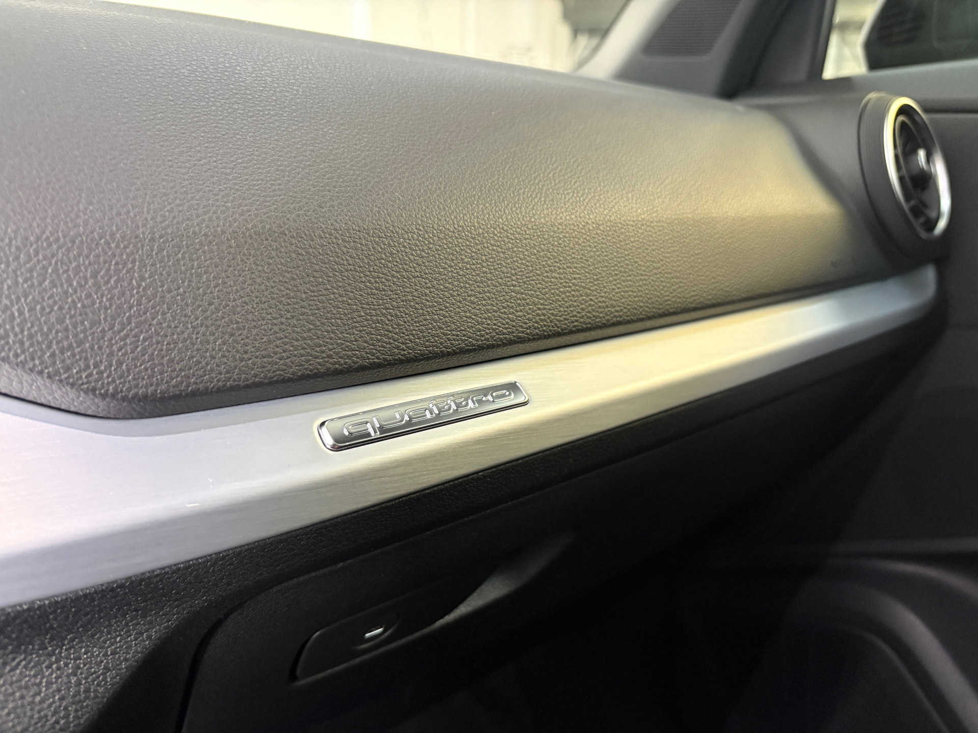 Audi Q2 2.0 TFSI SQ2 Pro Line Plus 28