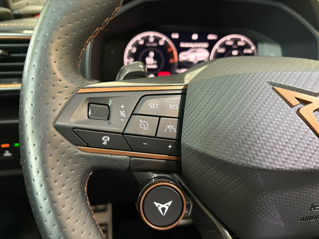 CUPRA Formentor 2.0 TSI 4DRIVE 310 PK Pano/Keyless/Brembo 17