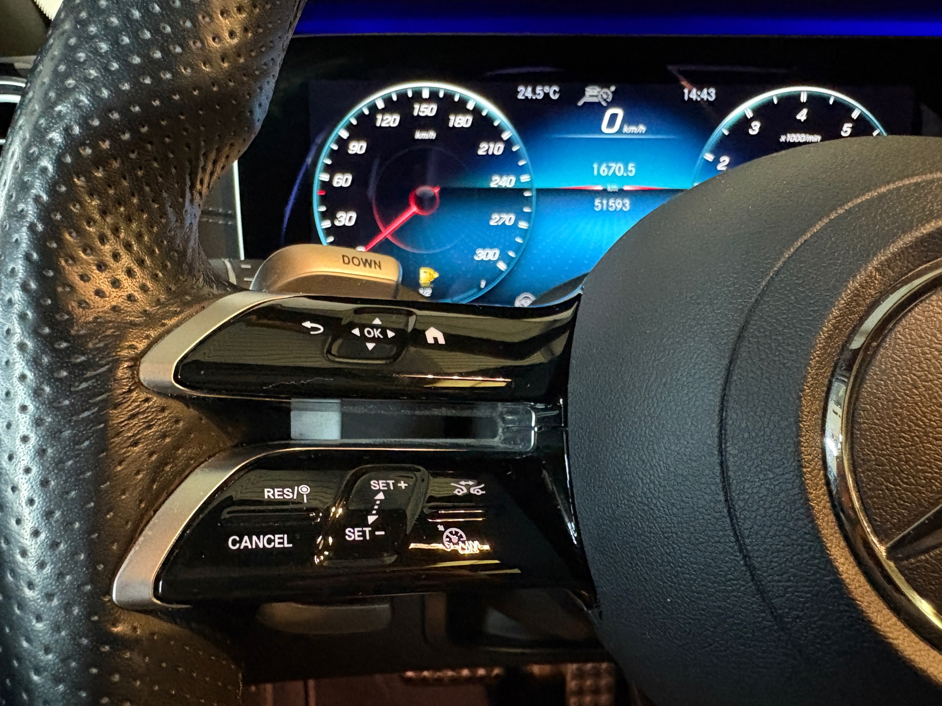 Mercedes-Benz AMG E 53 4MATIC Pano keyless Sfeer 14