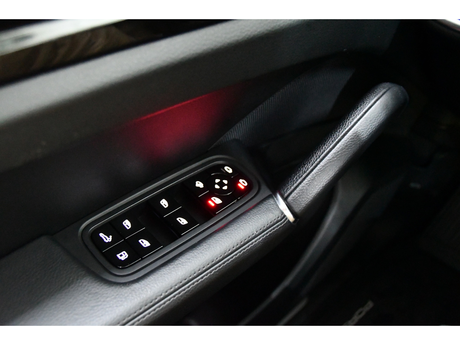 Porsche Cayenne Coupe 3.0 E-Hybrid Sport chrono, Panorama 21