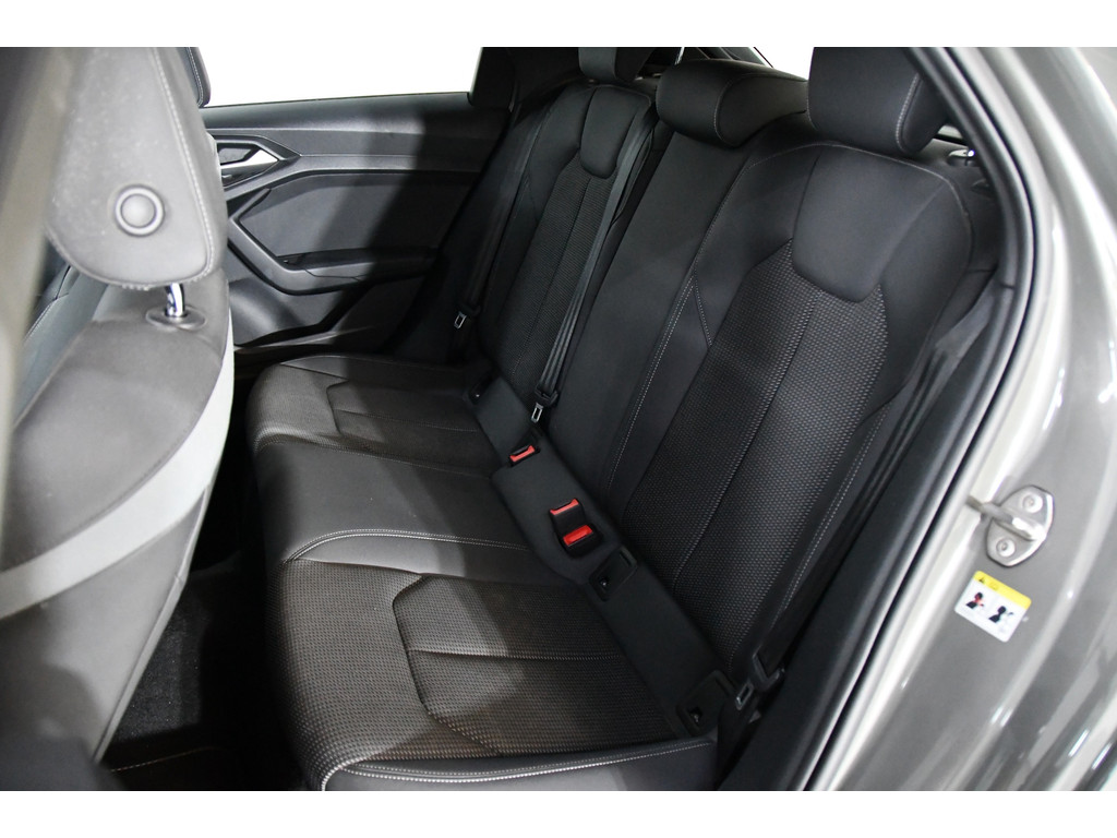Audi A1 SPORTBACK 30 TFSI Advanced S-edition 3