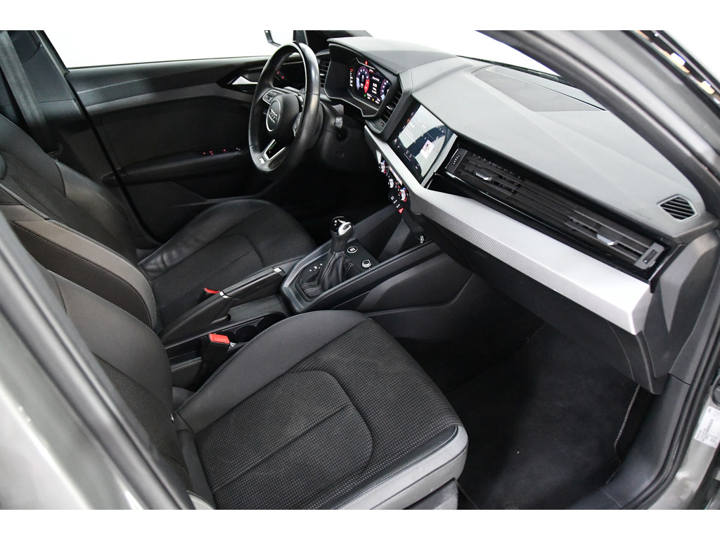 Audi A1 SPORTBACK 30 TFSI Advanced S-edition 4