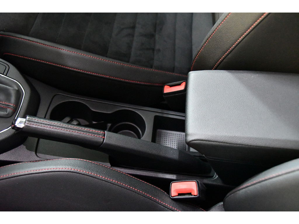 Seat Ibiza 1.0 TSI FR Business Intense Pano Automaat 19