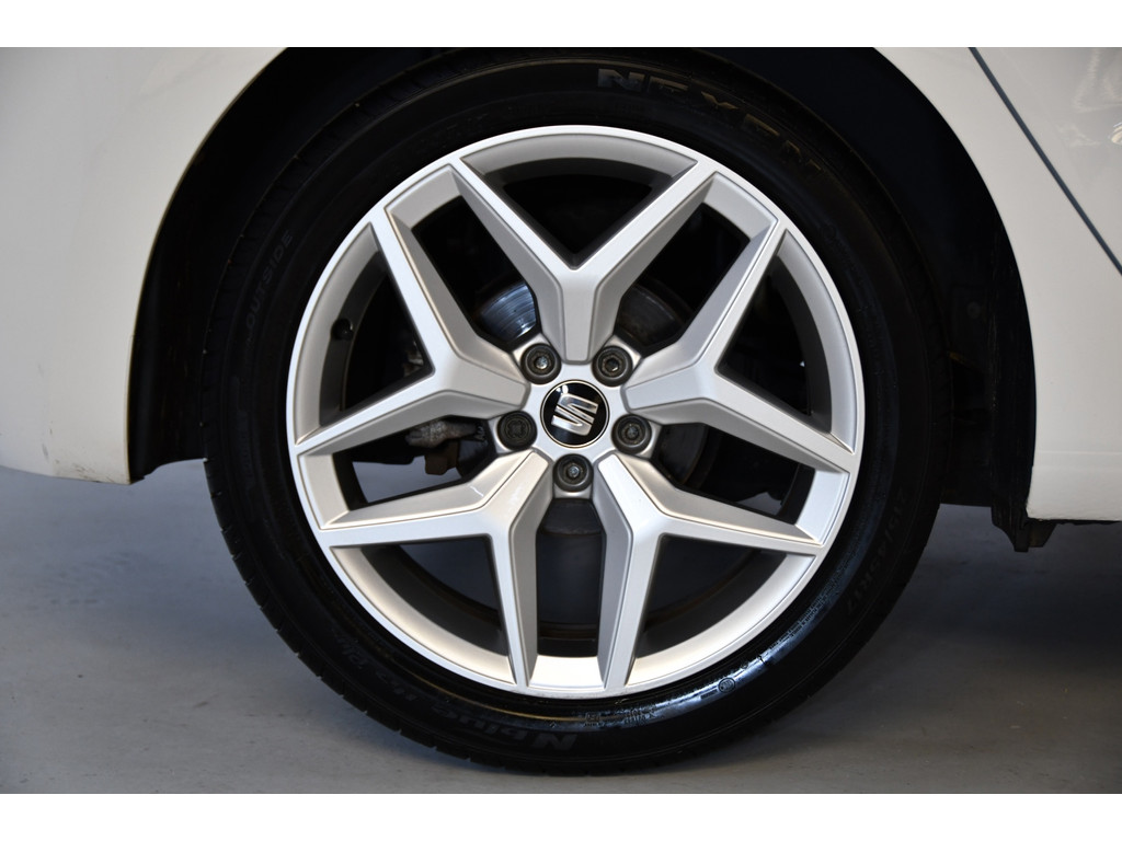 Seat Ibiza 1.0 TSI FR Business Intense Pano Automaat 4