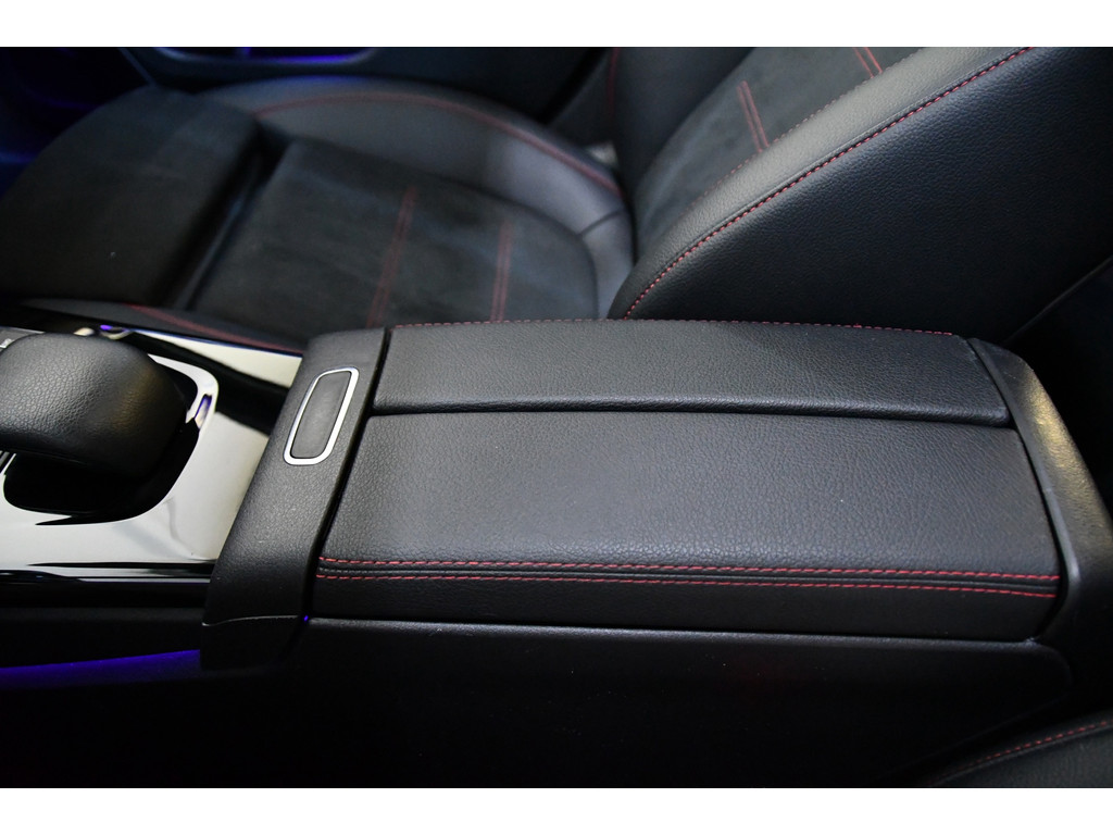 Mercedes-Benz A-klasse 250 Premium Plus, Burmester, Schuifkantel, Sfeerverlichting 20
