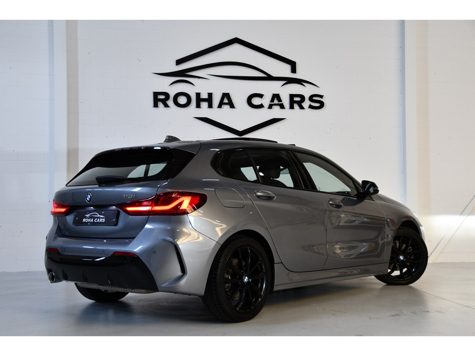 Bmw 1-serie 118 i Executive M Sport Pakket Pano Sfeerverlichting 3