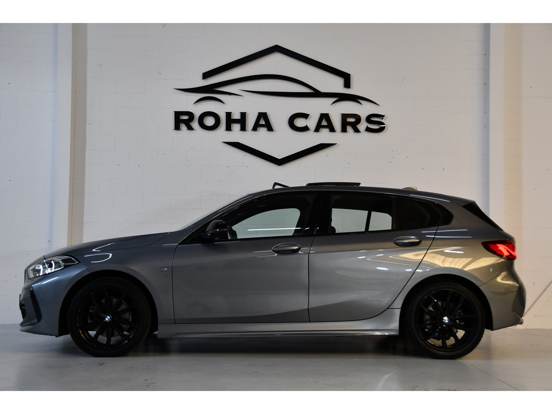 Bmw 1-serie 118 i Executive M Sport Pakket Pano Sfeerverlichting 7