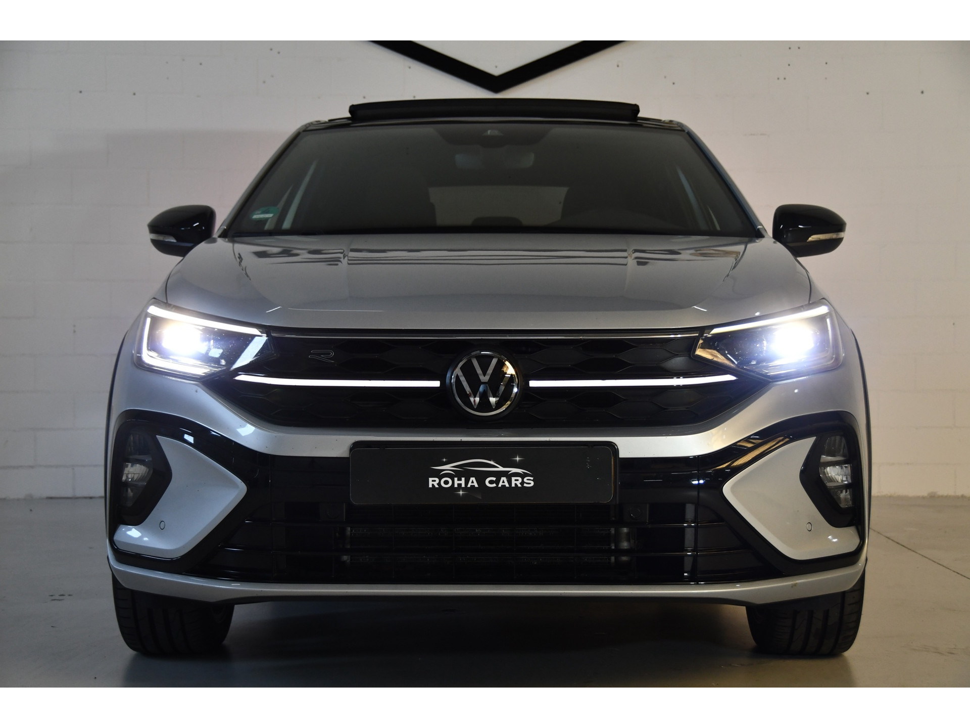 Volkswagen TAIGO 1.5 TSI R-Line Business Pano Camera 22