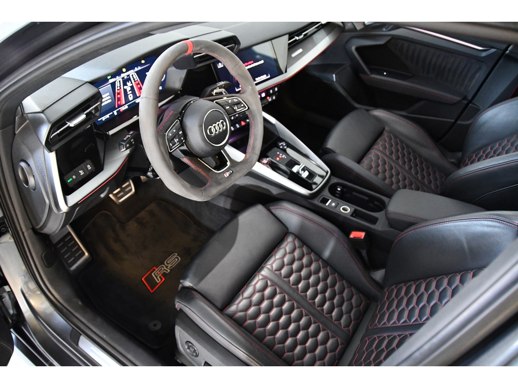 Audi A3 RS3 Sportback 2.5 TFSI Quattro Milltek 1