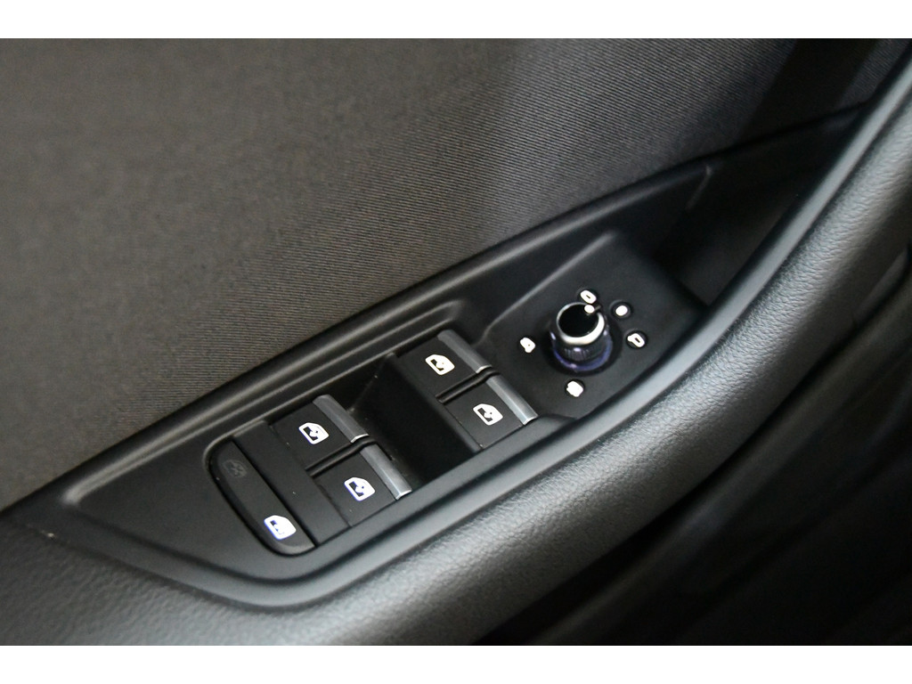 Audi A4 AVANT 35 TFSI Launch edition Sport S-line 21