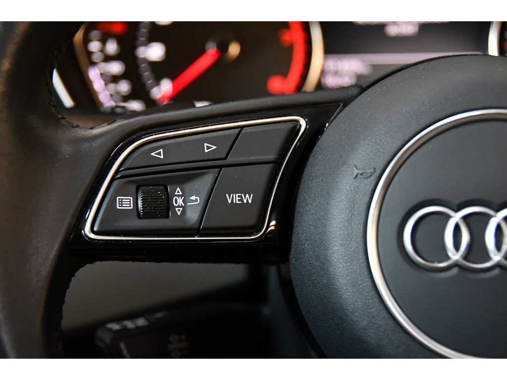 Audi A4 AVANT 35 TFSI Launch edition Sport S-line 8