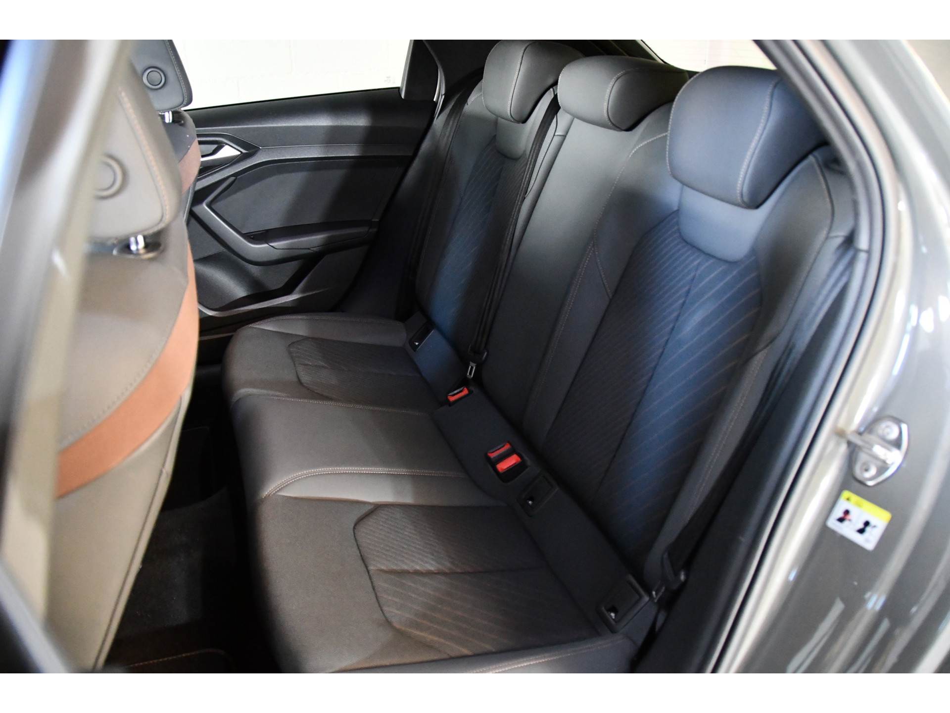 Audi A1 Sportback 40 TFSI edition one S-Line 5