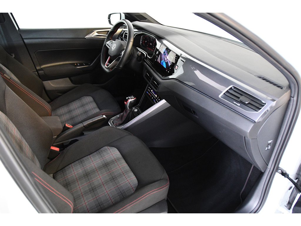 Volkswagen POLO 2.0 TSI GTI Pano Acc Keyless 12