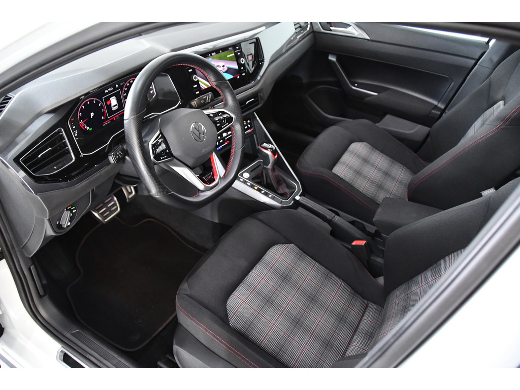 Volkswagen POLO 2.0 TSI GTI Pano Acc Keyless 4
