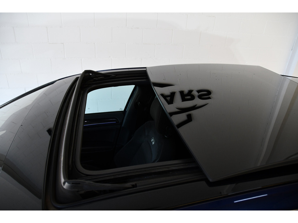 Volkswagen Golf 2.0 TSI R 4 Motion Golf 2.0 TSI 4 Motion R Pano Virtual Acc 1