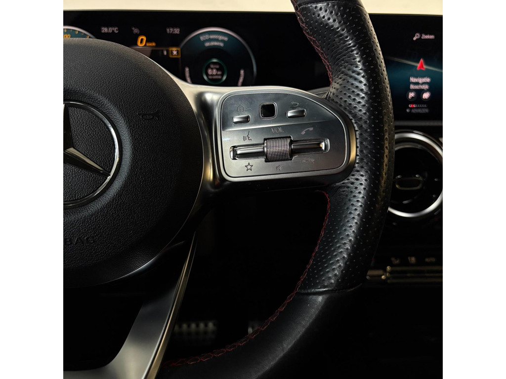 Mercedes-Benz CLA-klasse 200 Advantage AMG-pakket Camera 8