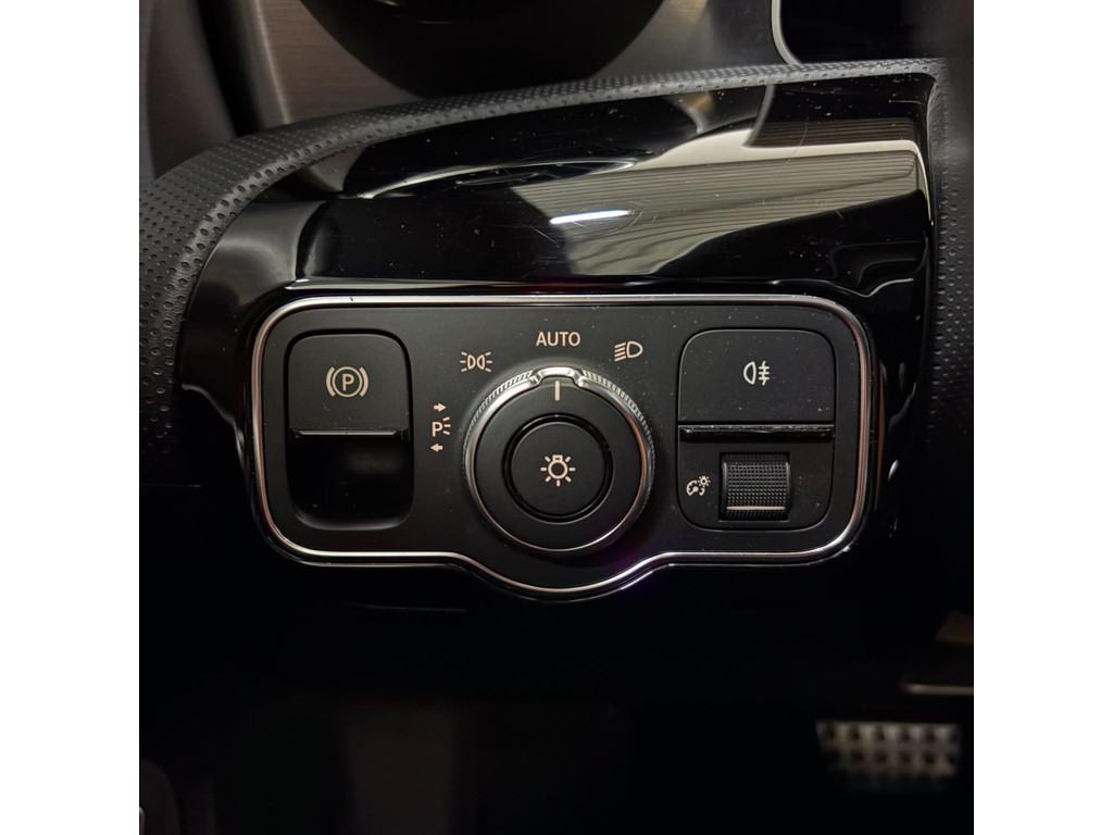 Mercedes-Benz CLA-klasse 200 Advantage AMG-pakket Camera 9