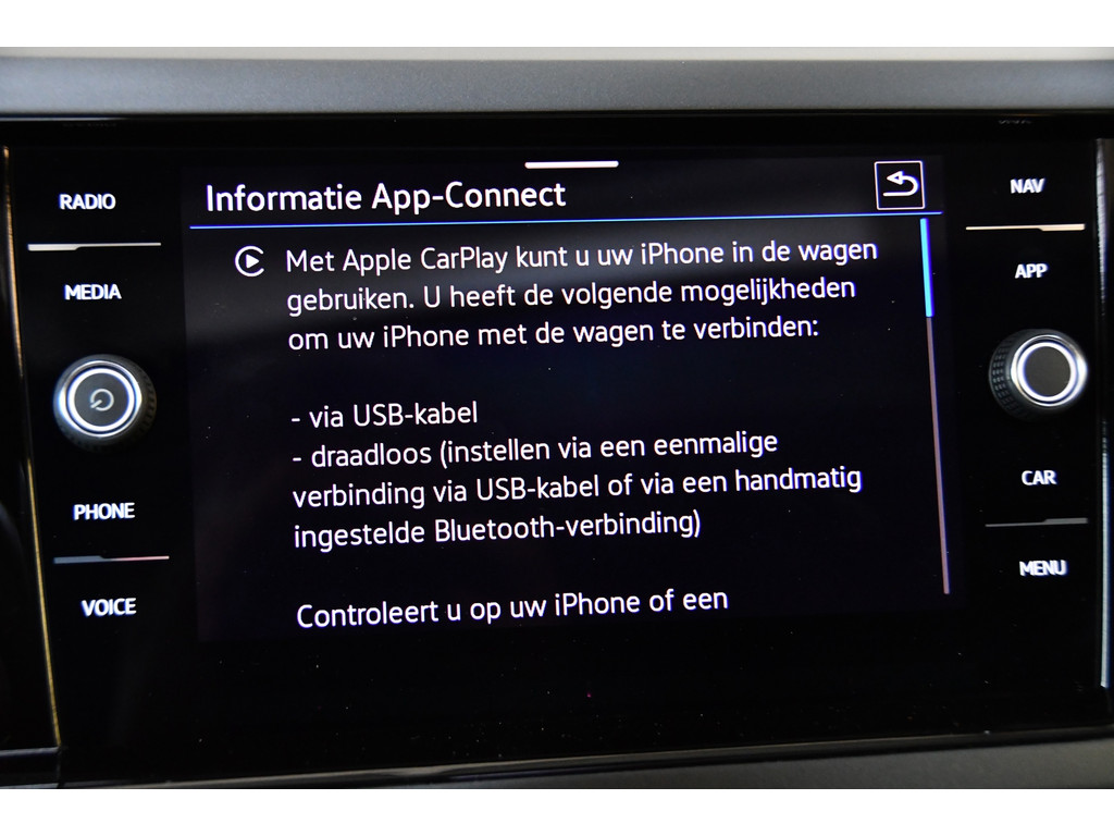 Volkswagen Taigo 1.5 R-Line Schuifkanteldak, Apple Carplay 16