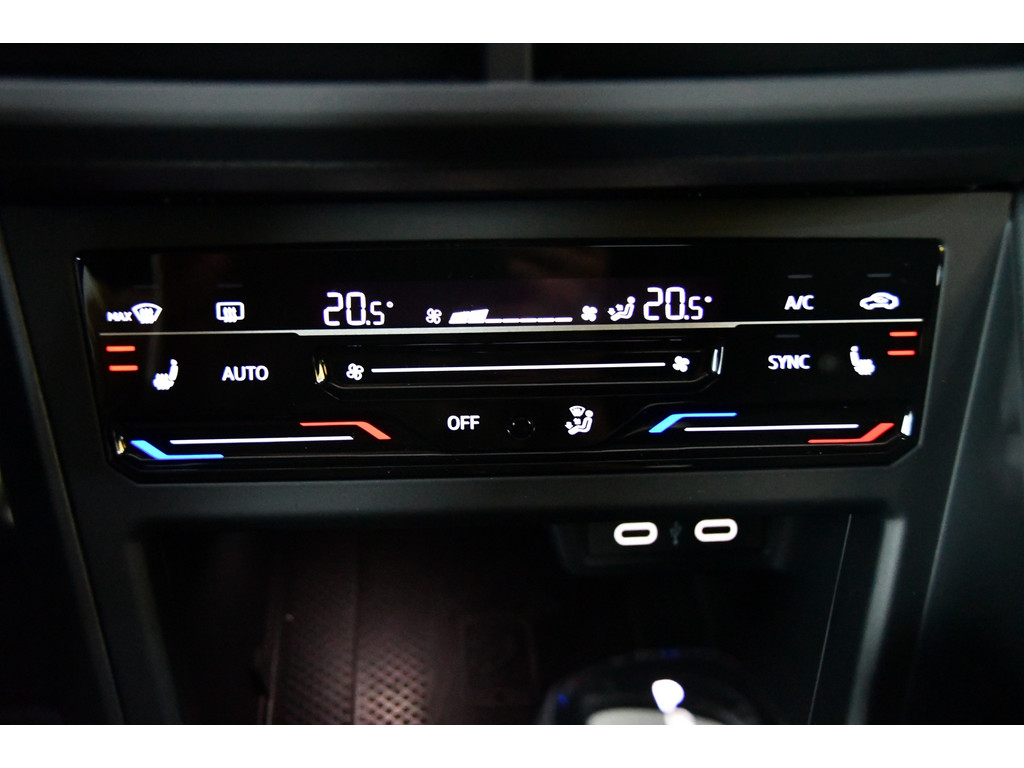 Volkswagen Polo 1.0 R-Line, Panoramadak, Apple Carplay 15