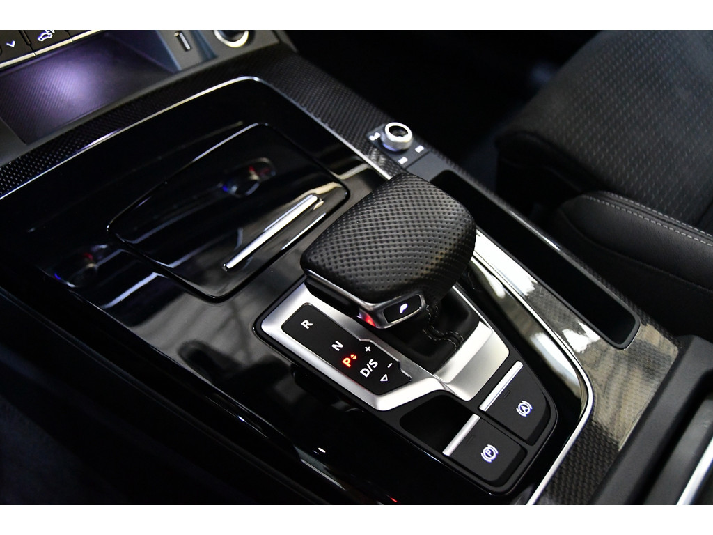 Audi Q5 Sportback 55 TFSI e S edition Competition 24