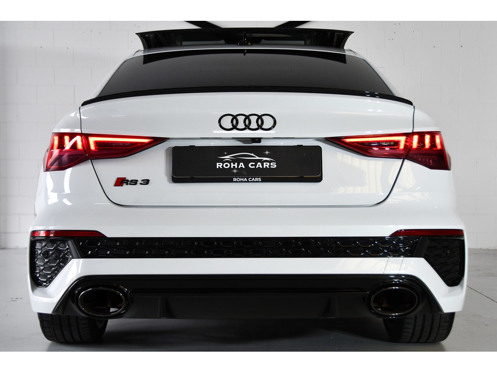 Audi RS3 Limousine 2.5 TFSI quattro, Hulk edition, Keramisch, Panoramadak 22