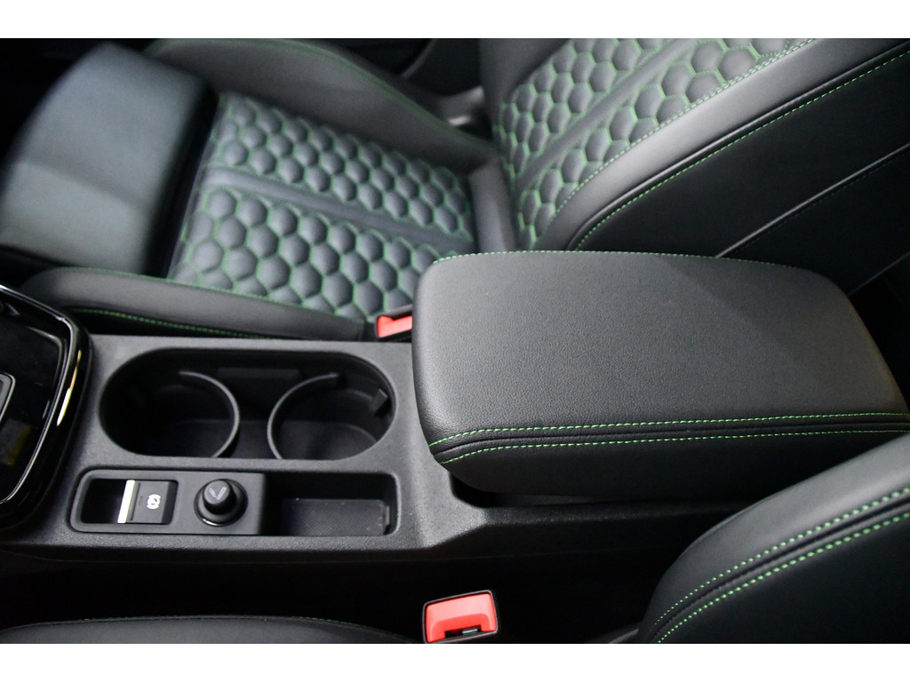 Audi RS3 Limousine 2.5 TFSI quattro, Hulk edition, Keramisch, Panoramadak 26