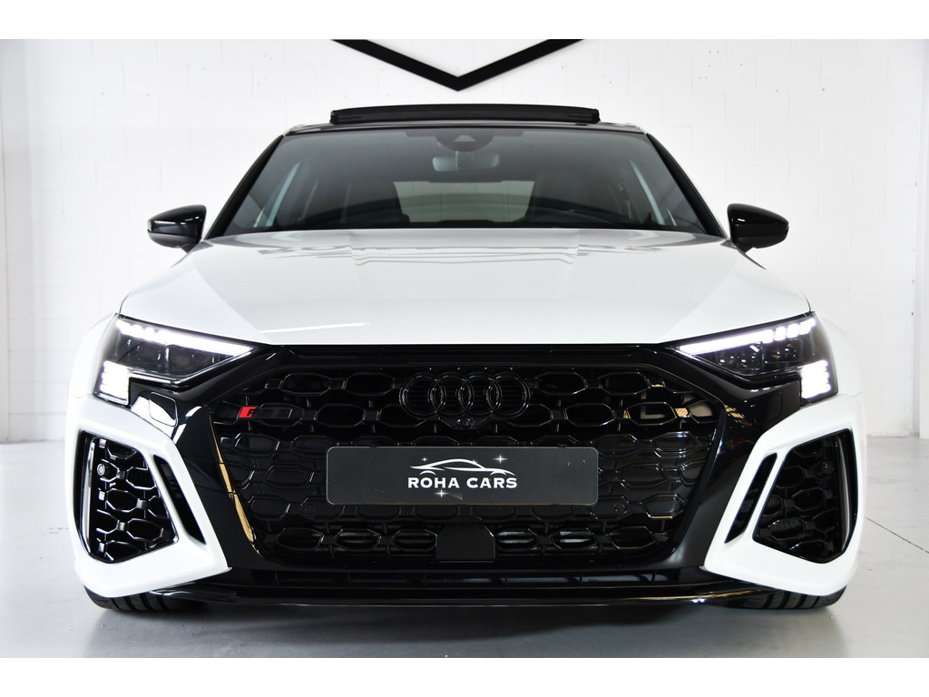 Audi RS3 Limousine 2.5 TFSI quattro, Hulk edition, Keramisch, Panoramadak 28