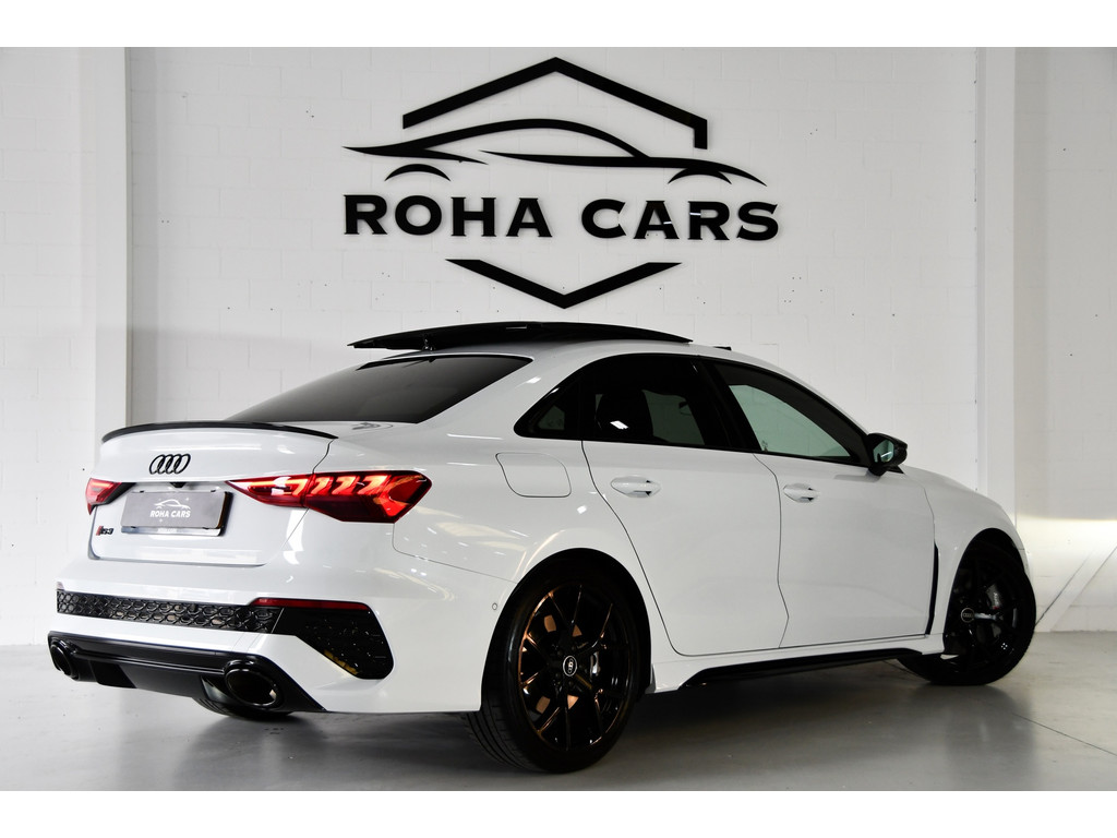 Audi RS3 Limousine 2.5 TFSI quattro, Hulk edition, Keramisch, Panoramadak 3