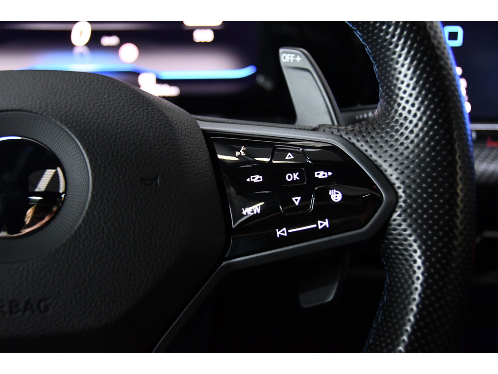 Volkswagen GOLF 2.0 TSI R 4Motion, Panoramadak, Headup, Sfeerverlichting 13