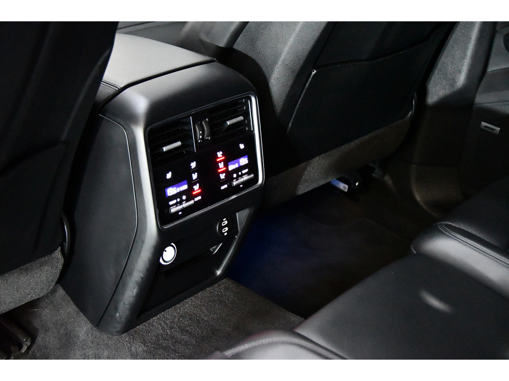 Porsche Cayenne 3.0 E-Hybrid, Bomvol opties. Panoramadak, Softclose, Bose soundsystem 14