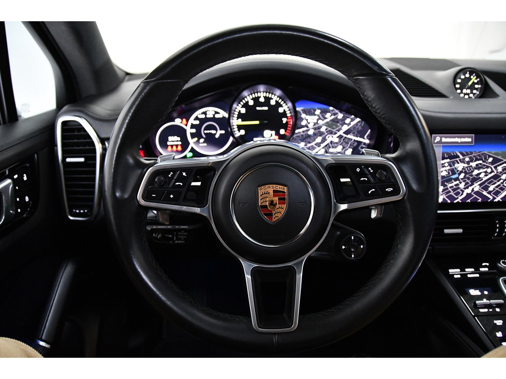 Porsche Cayenne 3.0 E-Hybrid, Bomvol opties. Panoramadak, Softclose, Bose soundsystem 22