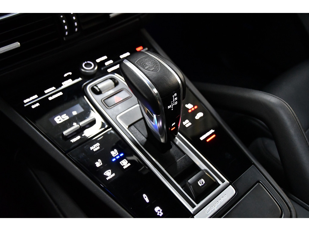 Porsche Cayenne 3.0 E-Hybrid, Bomvol opties. Panoramadak, Softclose, Bose soundsystem 25