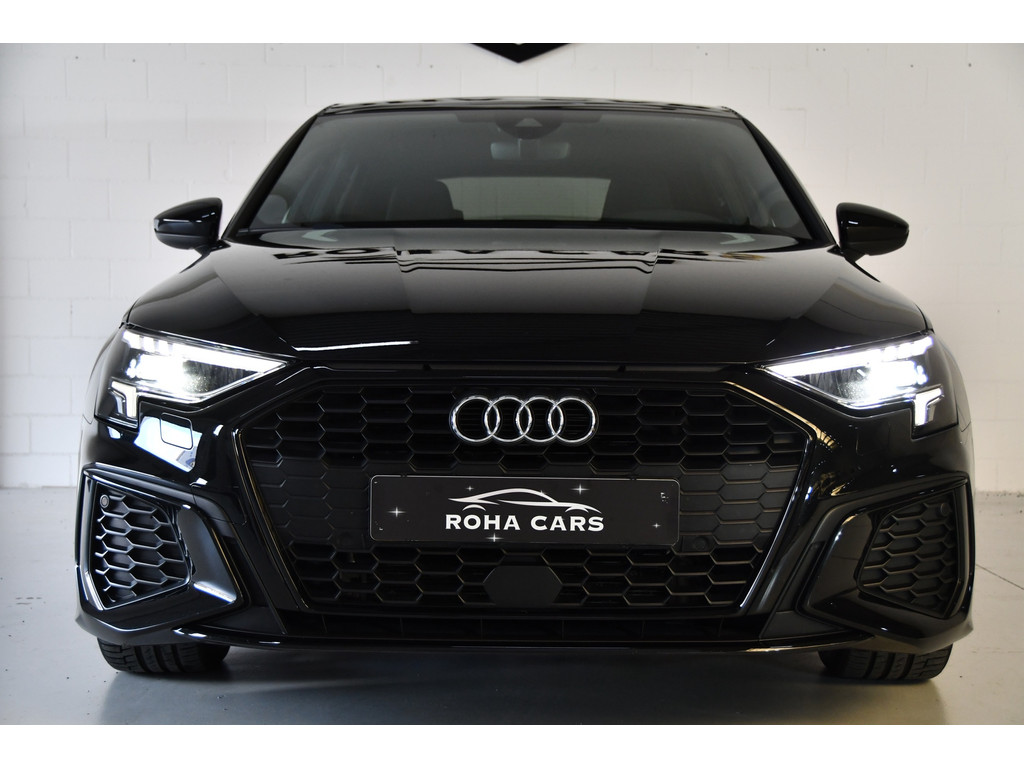 Audi A3 Sportback 40TFSI e Business S-line, Panoramadak, Applecarplay 24