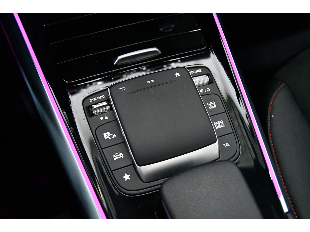 Mercedes-Benz GLA-Klasse 250 AMG-line 4Matic 25