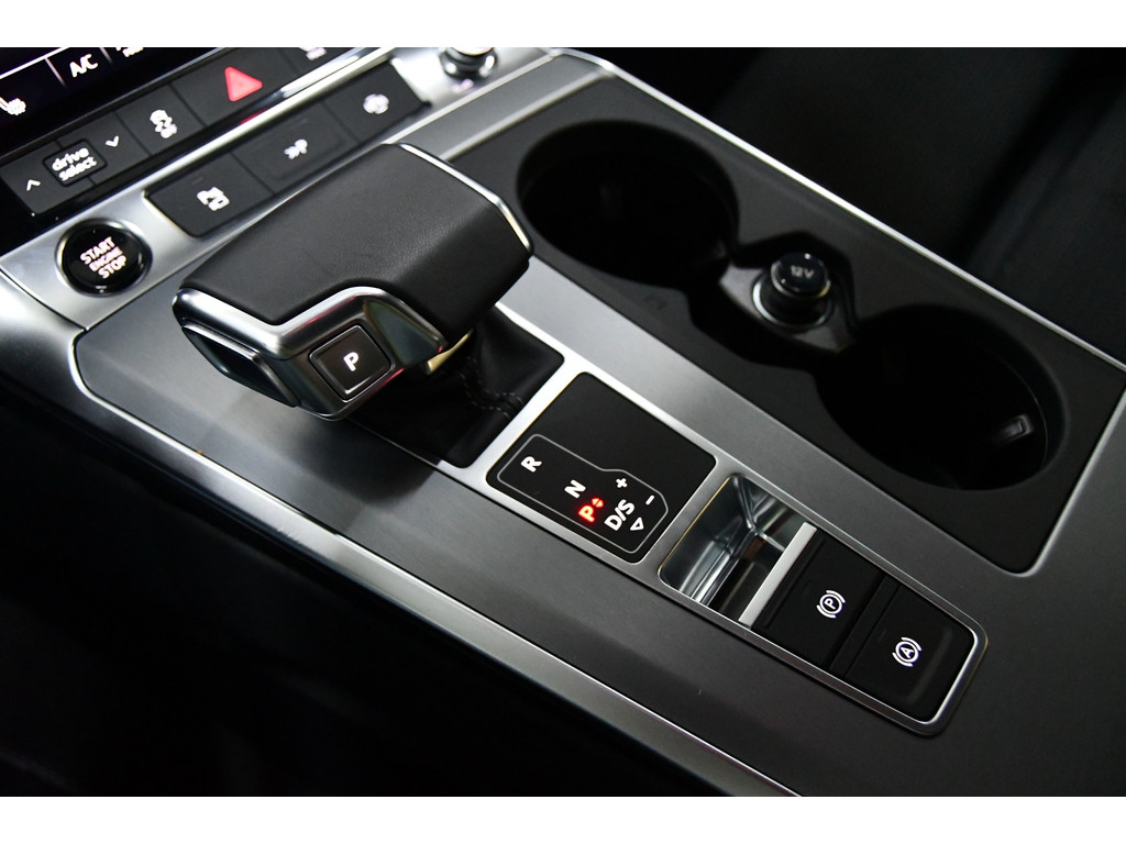 Audi A6 50 TFSIe Quattro 3x S-line HUD PANO 360Cam 23